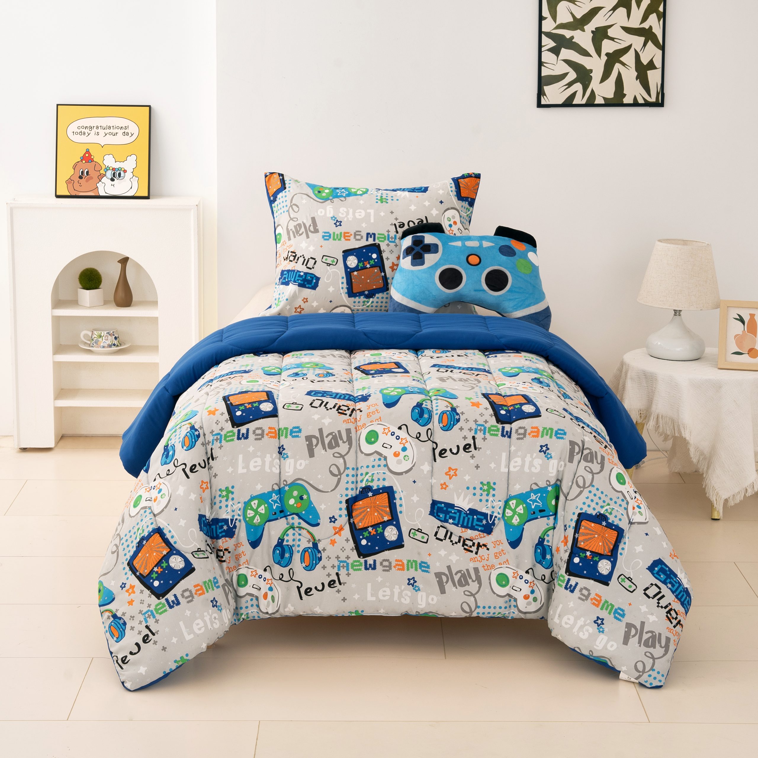 DSC00073 Level Up: Retro Gamer Graffiti Print Youth Bedding Set